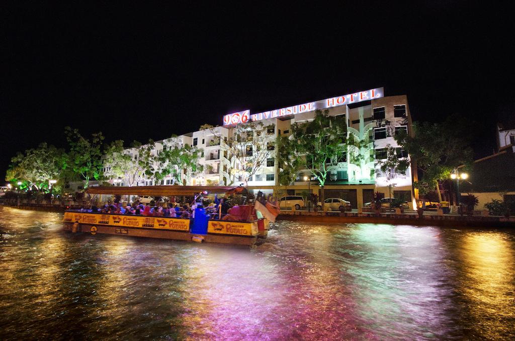 906 Riverside Hotel Малакка Экстерьер фото